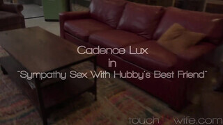Cadence Lux fiatalabb cerkát akar