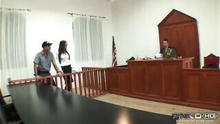 Angelica Heart két cerkát kap a bíróságon
