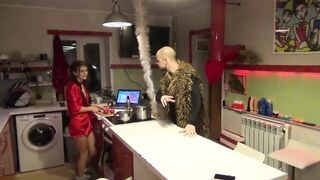 Orosz fiatal nőci dp-be dugva