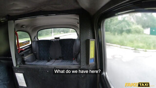 Fake Taxi - Tinédzser szuka jól leszopja a taxist