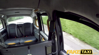 Fake Taxi - Alice Judge segglyukba kurelva a taxiban