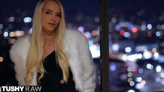 TUSHYRAW - Lana Sharapova a szőrös punás világos szőke lány