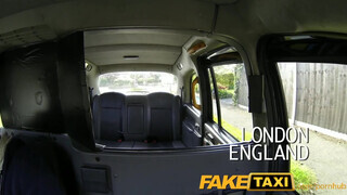 FakeTaxi - nagy fenekű gádzsi kettyinteni akar
