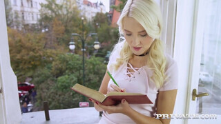 Private com - Helena Moeller análba is kedveli