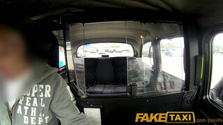 FakeTaxi - Kiki Minaj a csöcsös fekete nőci