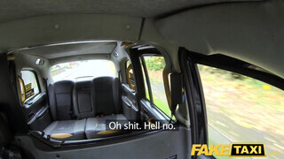 Fake Taxi - Valerie Fox popsi pluggal a popójában