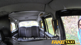 Fake Taxi - Roxxy Lea a termetes csöcsű latin amerikai gádzsi