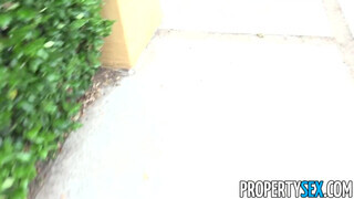 PropertySex - Eliza Ibarra a vonzó kolumbiai