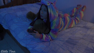 Gamer latina szuka análba rakva