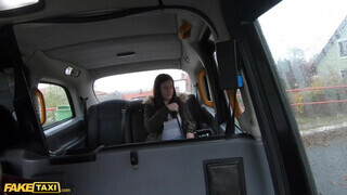 Fake Taxi - Little Eliss a hatalmas cicis zsenge