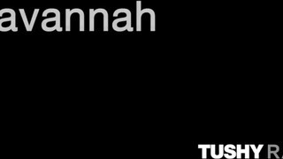 TUSHYRAW - Savannah Bond fenekébe csoki péniszt tolnak