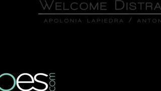 Babes - Apolonia Lapiedra a izgató latin amerikai zsenge