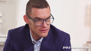 Private com - Misha Maver valagába beverik