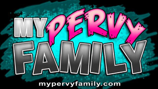 Ariella Ferrera kívánja a gigászi bájdorongot - MyPervyFamily