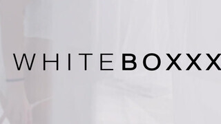 WhiteBoxxx - Vinna Reed a bombázó cseh szuka