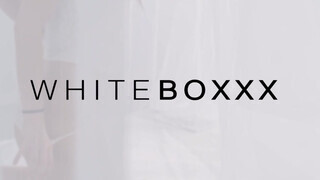 WhiteBoxxx - Ginebra Bellucci fenékbe kefélve