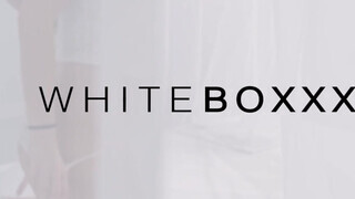 WhiteBoxxx - Tina Blade a pici tőgyes horvát pipi
