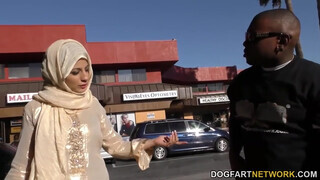 Nadia Ali a kívánatos arab bige