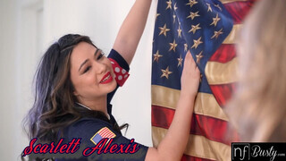 Scarlett Alexis és Octavia Red a fotós hapsival kettyintenek