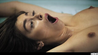 Teljesen lefröcsközve - Idegenek kefélnek vonzó csajokkal!