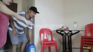 Vizes csóka keményen megbassza a bájos tinilányt